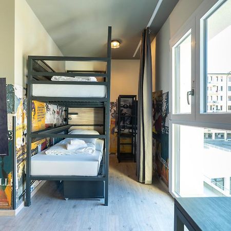 A&O Hostel Firenze Campo Di Marte エクステリア 写真