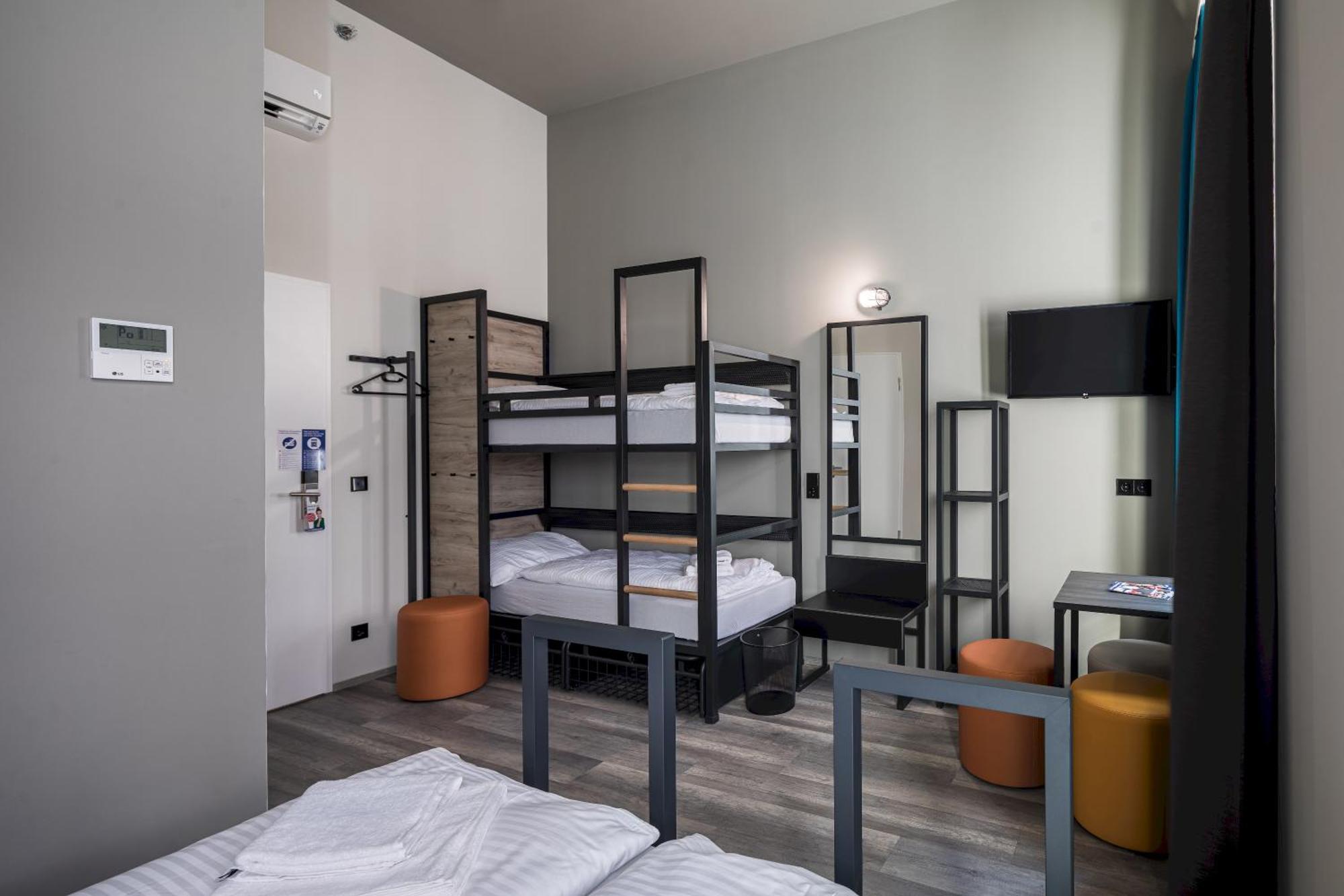 A&O Hostel Firenze Campo Di Marte エクステリア 写真