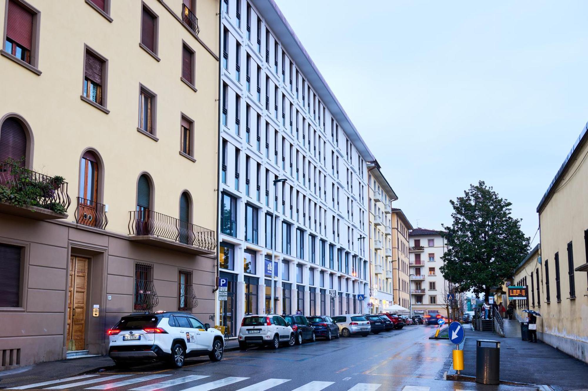 A&O Hostel Firenze Campo Di Marte エクステリア 写真