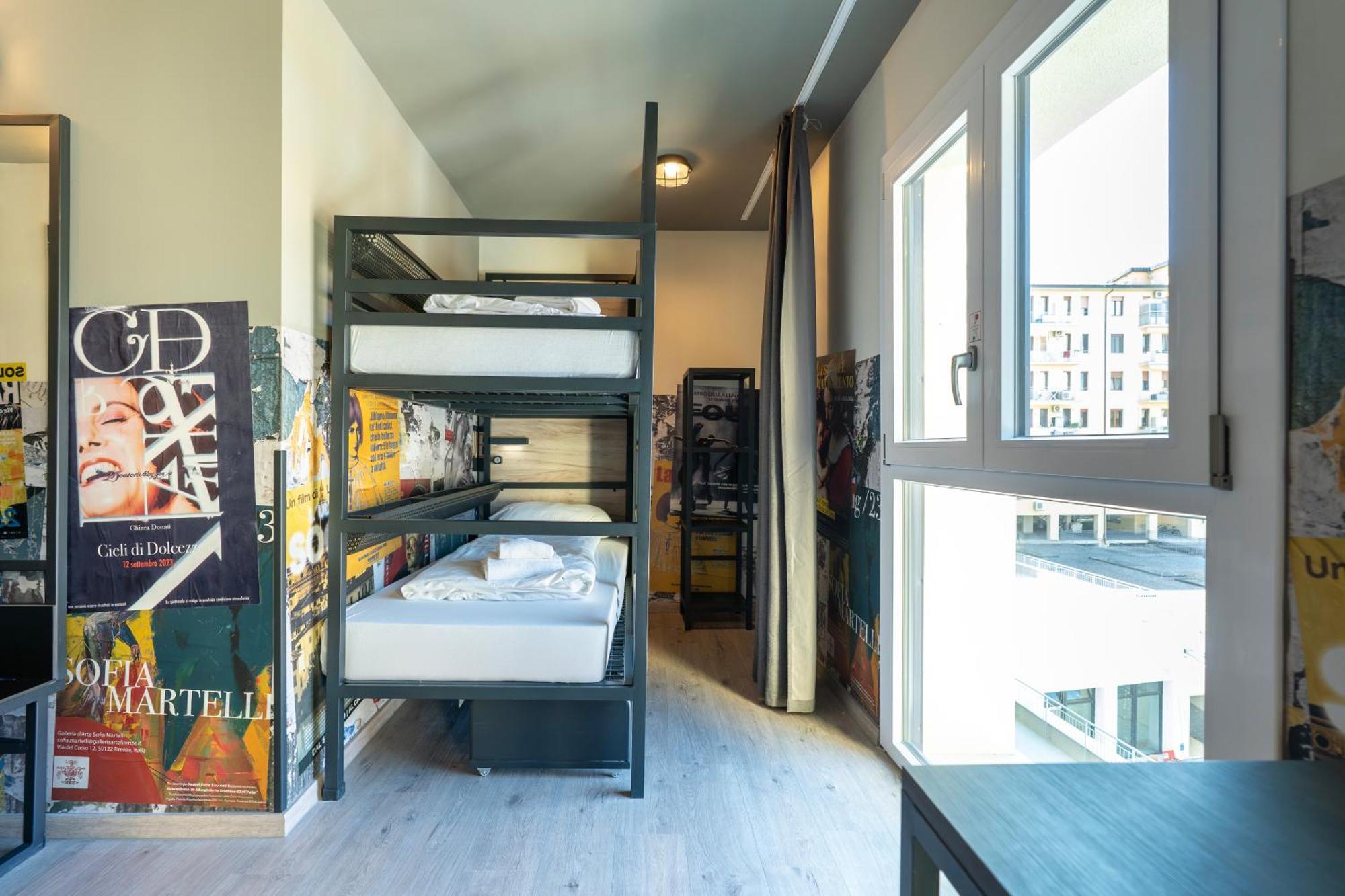A&O Hostel Firenze Campo Di Marte エクステリア 写真